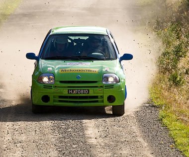 home_drivingschool_courses3